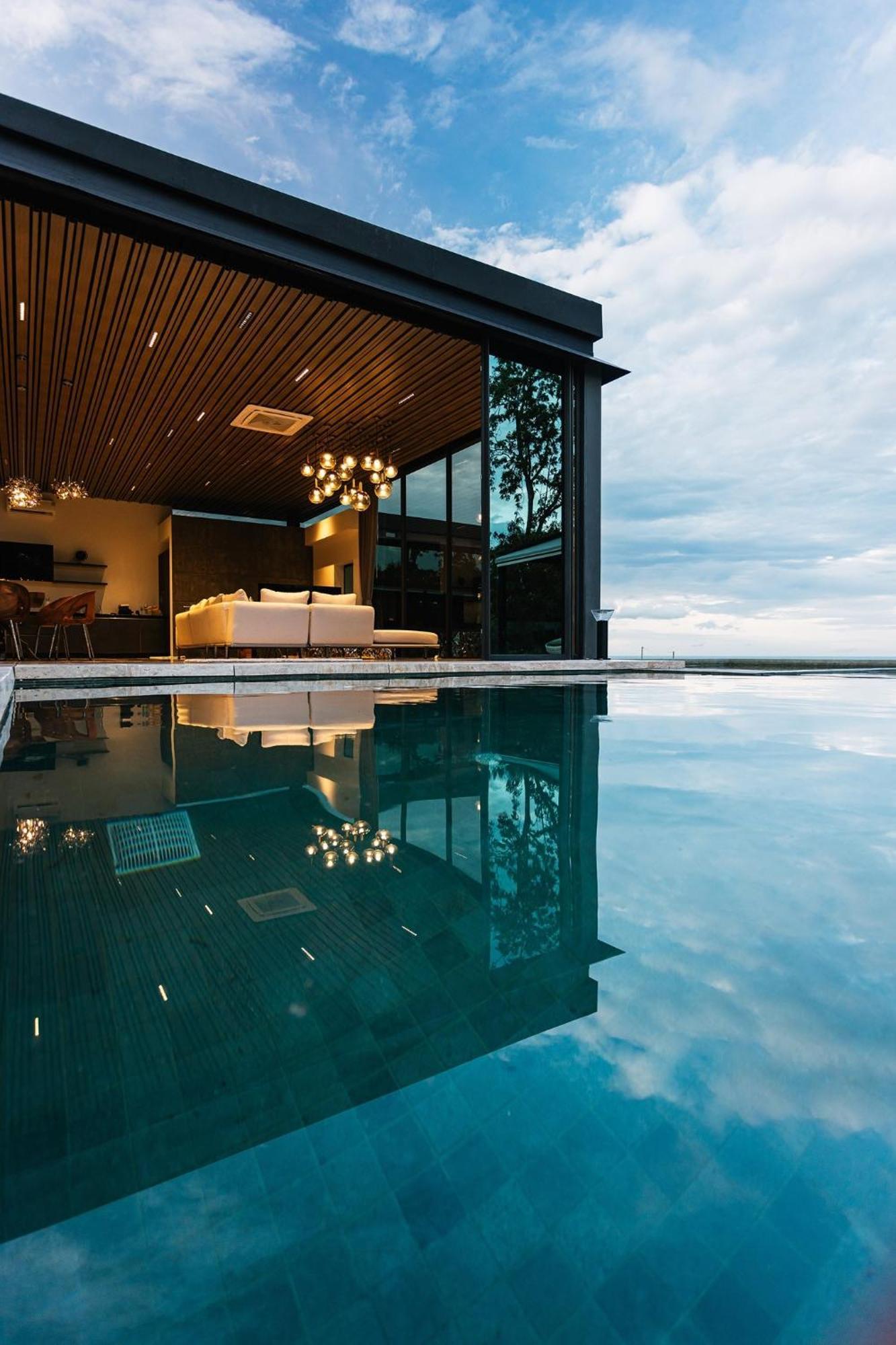Villa Obsidian, With Staff, Sea View And Walk To Choeng Mon Beach Exterior foto